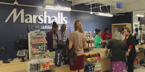 Average Marshall Retail GroupInMotion hourly pay ranges from approximately 12. . Do marshalls pay weekly